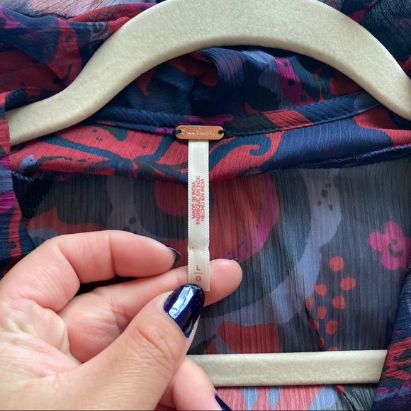 BNWOT Free People the groove printed top, chiffon like button up - Picture 6 of 10